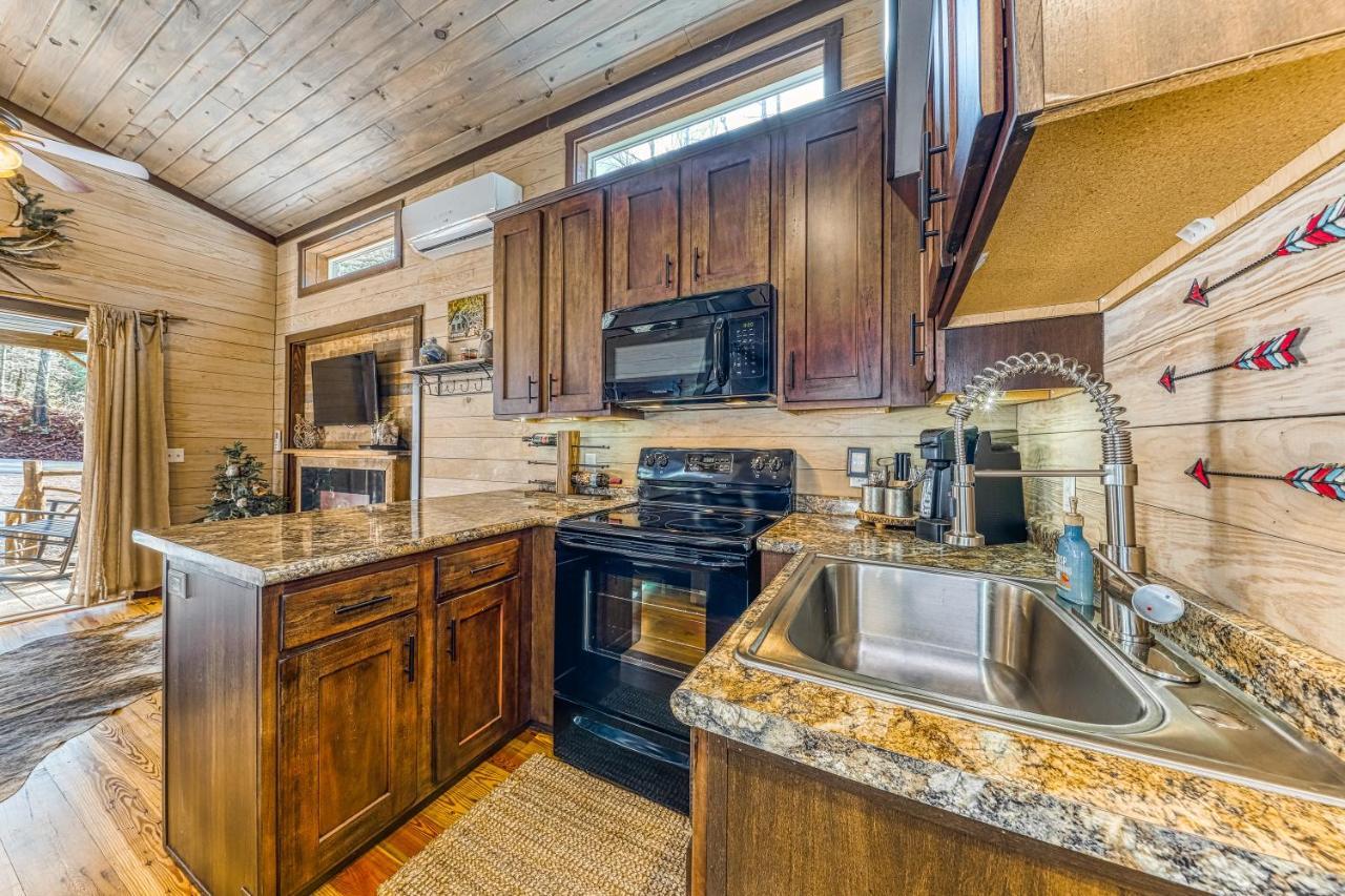 Smoky Mountain Tiny Home Pigeon Forge Exteriör bild